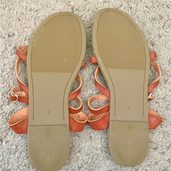 Old Navy Gladiator Style Brown Sandals - Picture 3 of 4